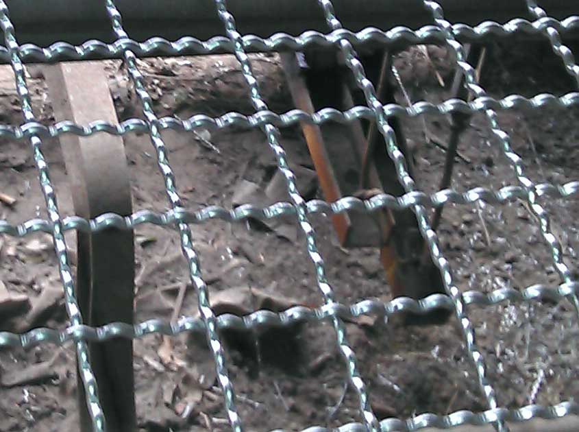Crimped Wire Mesh: Heavy-Duty Mesh for Mining, Fencing, and Sieving